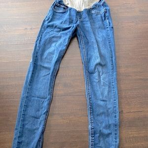 Jessica Simpson maternity jeans